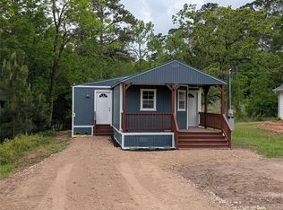 16 Walnut Ln, Huntsville, TX 77320