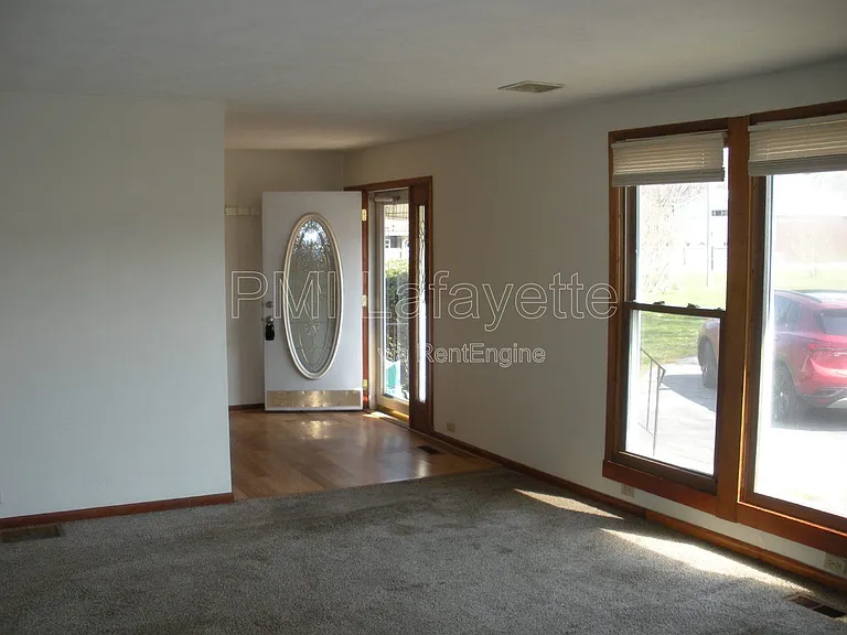 11950 W 725 N — Photo 3