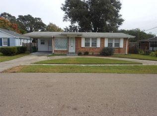 1317 Lakeshore Dr, Metairie, LA 70005
