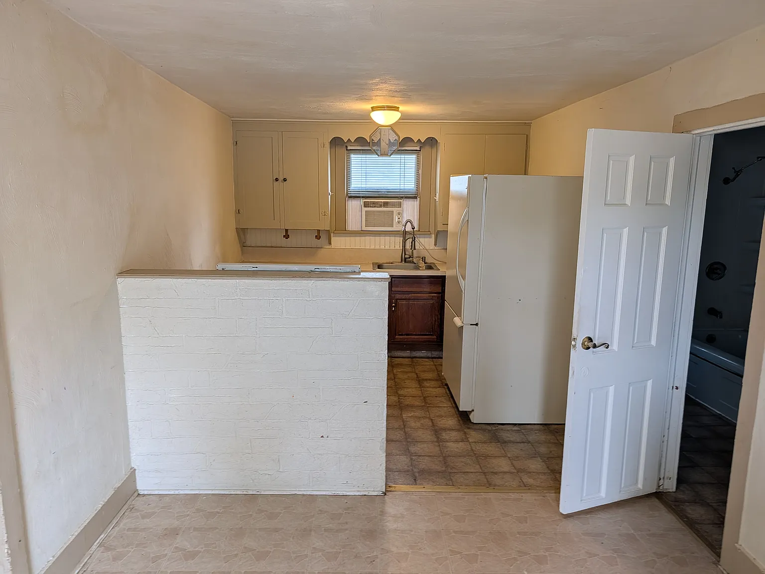 1 bed, 640 sqft, $800 — Photo 1