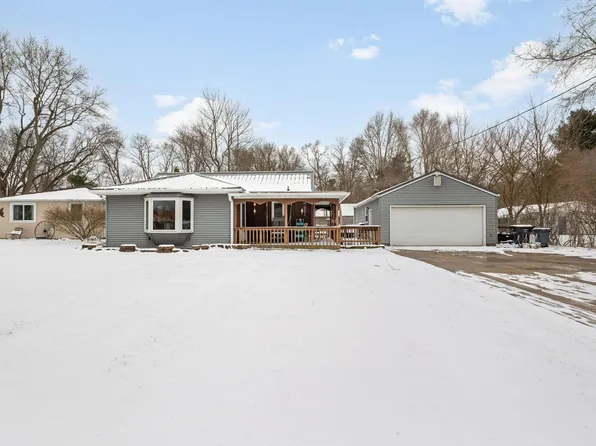 19520 Palisade Ave, South Bend, IN 46637