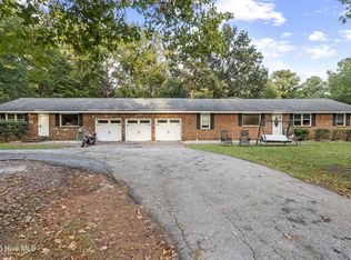 126 Parkertown Road, Hubert, NC 28539