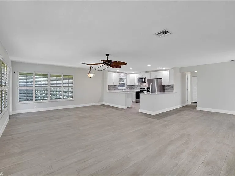 265 Georgetown Blvd #60 — Photo 4