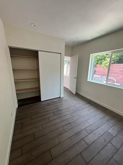 3 bed, 800 sqft, $2,900 — Photo 3