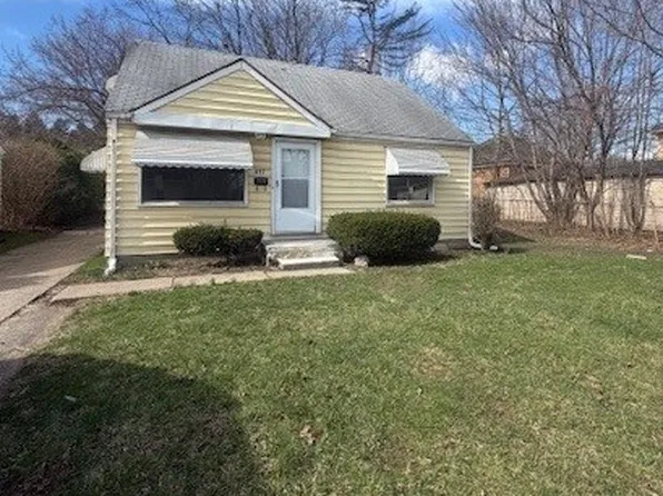 417 9th St, Struthers, OH 44471