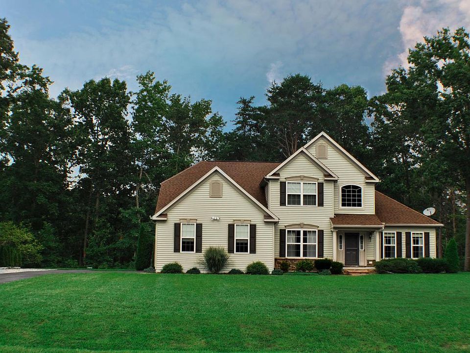 1st image of 46 Gardenia Blvd
