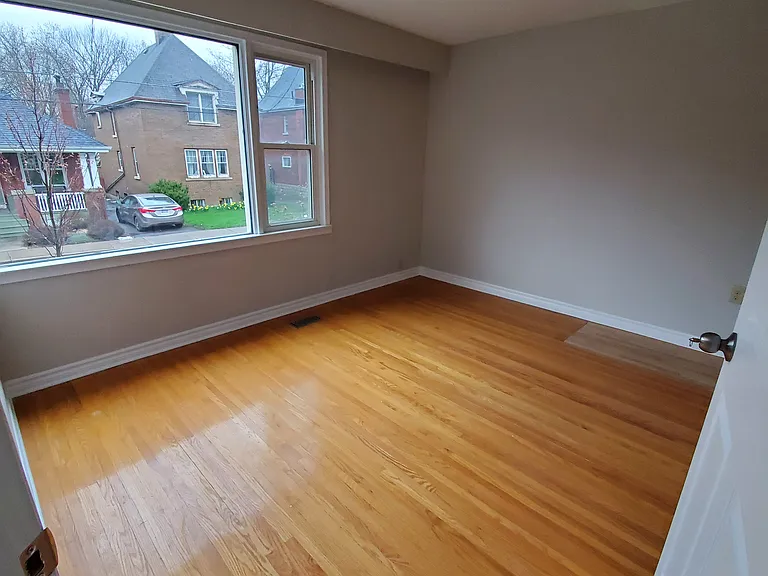 462 Victoria St #2 — Photo 10