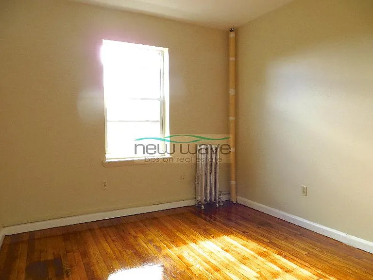 61 Hemenway St #4 — Photo 9