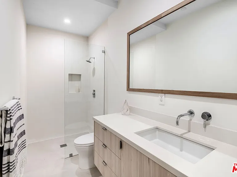 2407 San Marco Dr — Photo 33