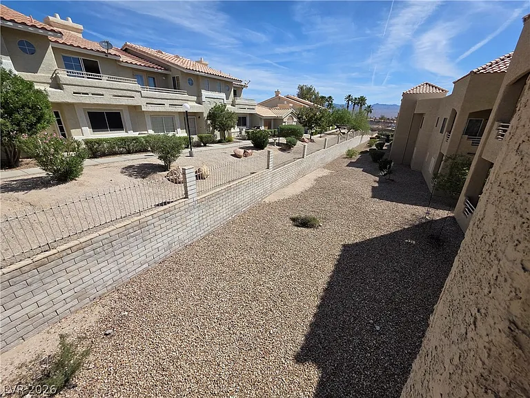 2200 Highpointe Dr #201 — Photo 69