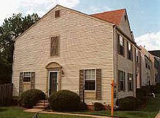 3047 Braxton Wood Ct, Fairfax, VA 22031