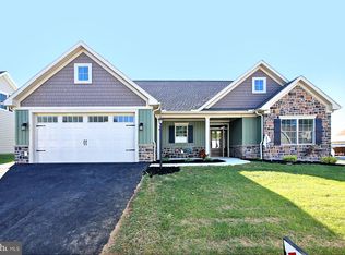 108 Allwein Dr, Lebanon, PA 17042