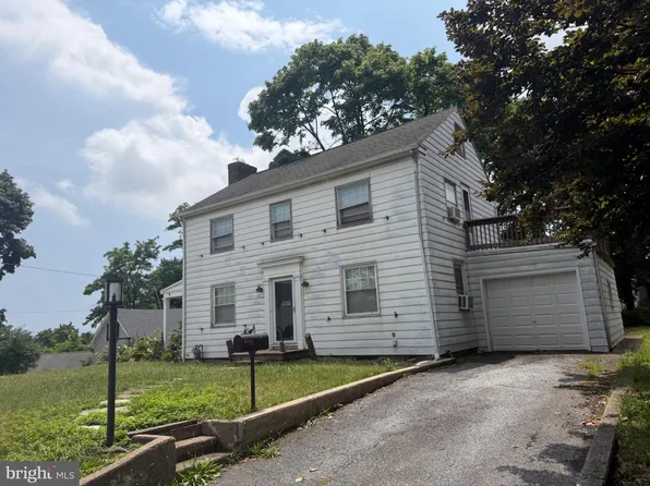 317 Fox St, Harrisburg, PA 17109