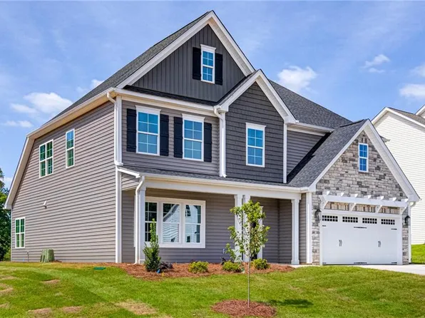 419 Brooke Hill Dr, Lewisville, NC 27023