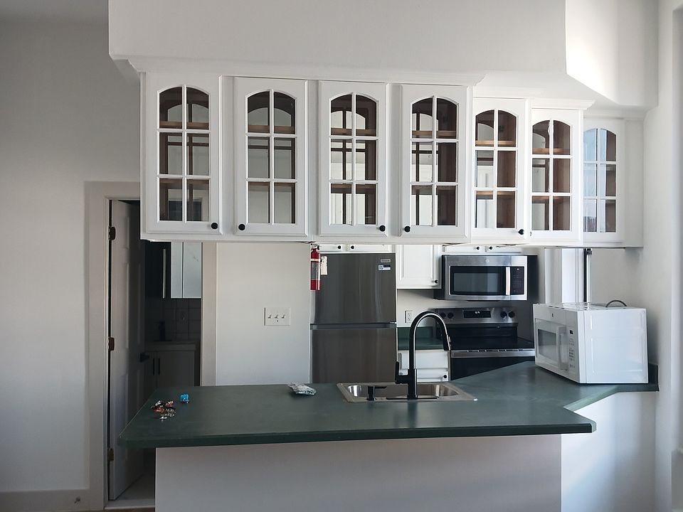 1st image of 399 Main St APT 3B