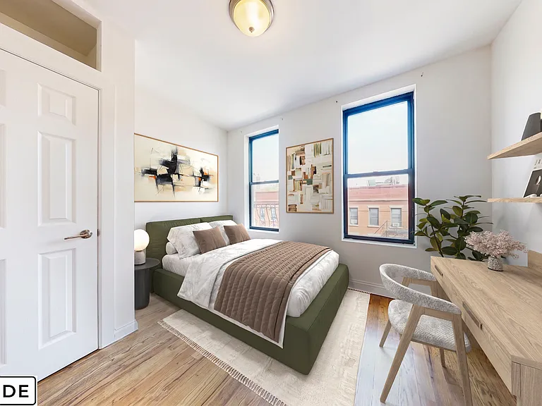 172 Thompson St #20 — Photo 2
