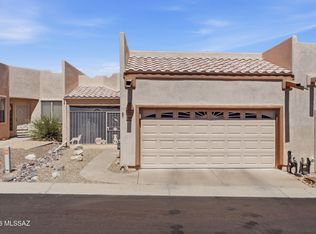 448 W Deerwood Ln, Green Valley, AZ 85614