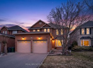 4705 Rathkeale Rd, Mississauga, ON L5V1J8