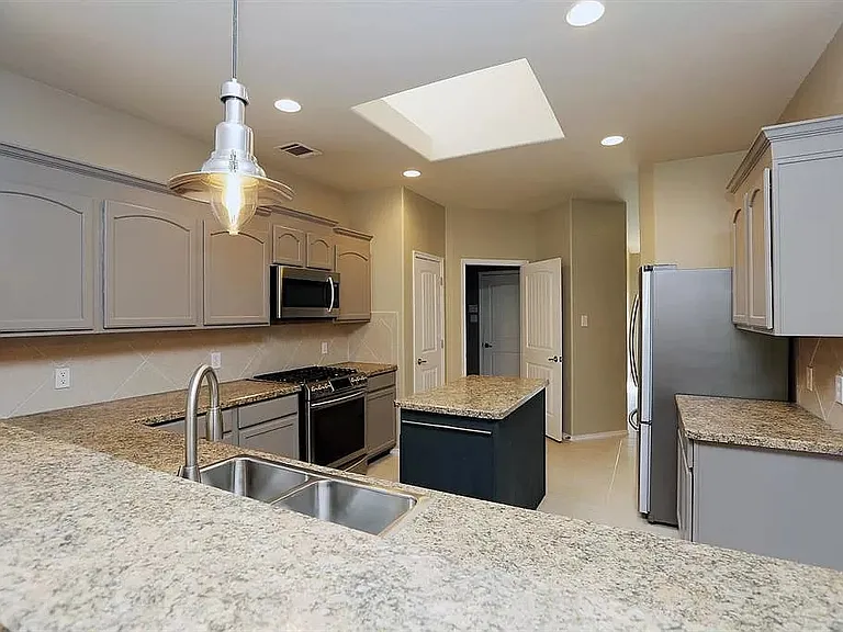 3623 Spring Run Ln — Photo 7