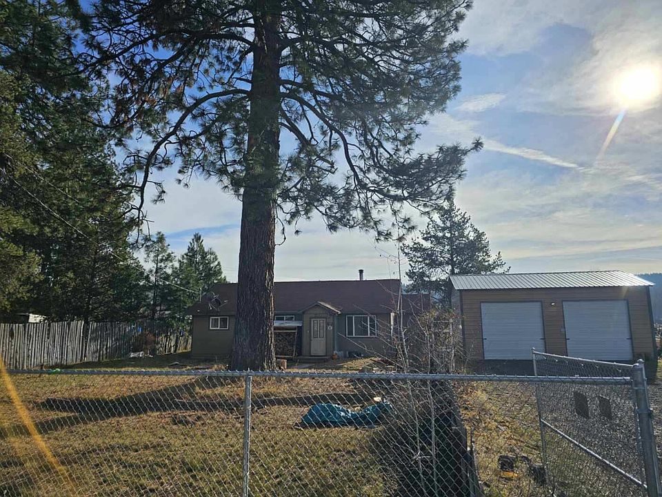 2nd image of 427 Chiloquin Blvd