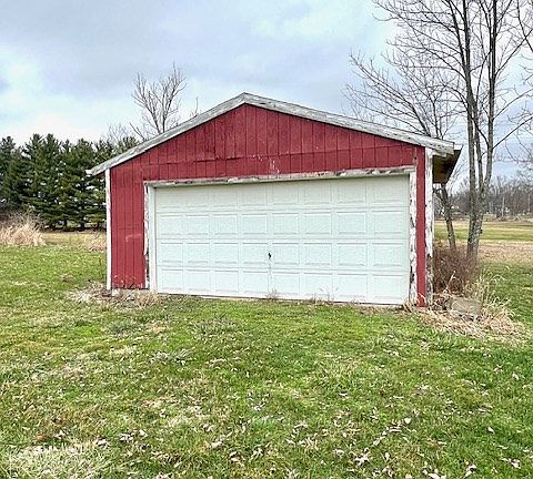 3rd image of 941 Porter Rd