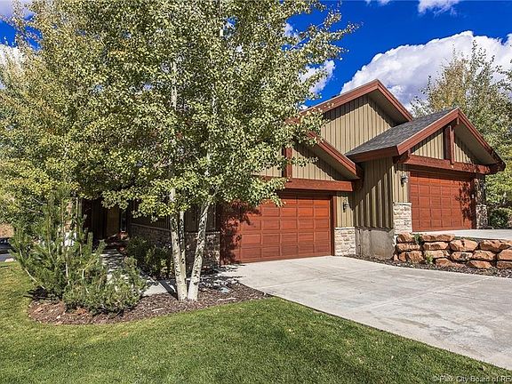 2nd image of 3352 Cedar Dr #1