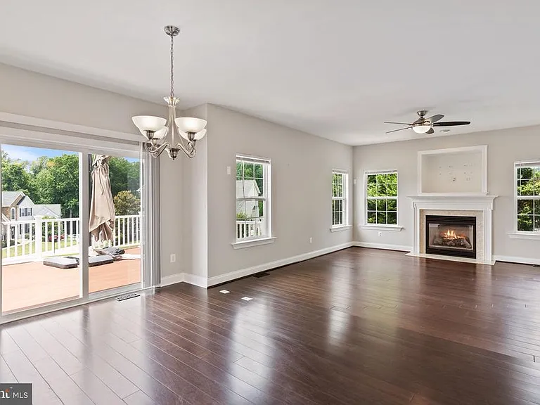 7495 Cavalcade Dr — Photo 18