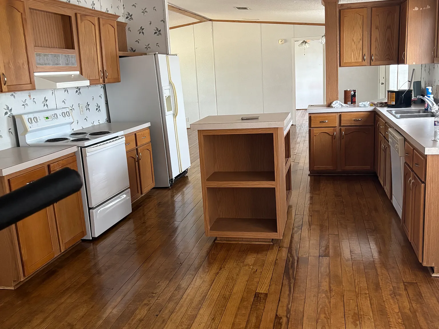 3 bed, 1624 sqft, $1,800 — Photo 3