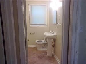 2nd image of 501 Laurel Dr NW APT A