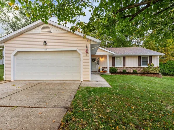 703 Worthington Dr, Warrenton, MO 63383