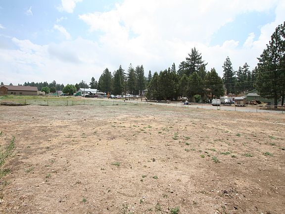 3rd image of 725 W Aeroplane Blvd