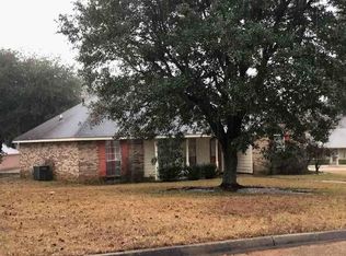 439 Lee St, Byram, MS 39272