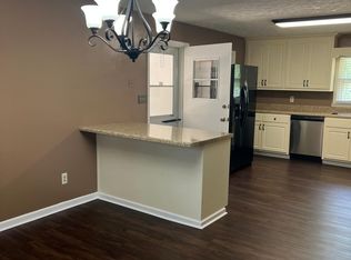 1600 Seagraves Mill Rd, Hull, GA 30646