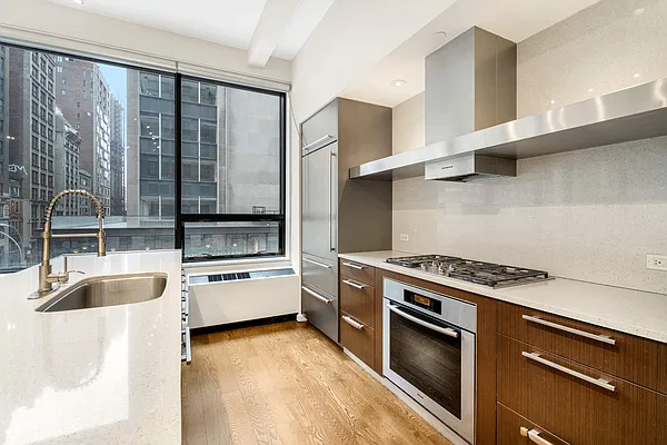 Sold by Compass | media 10