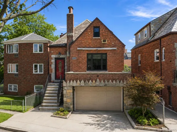 1176 Lydig Avenue, Bronx, NY 10461