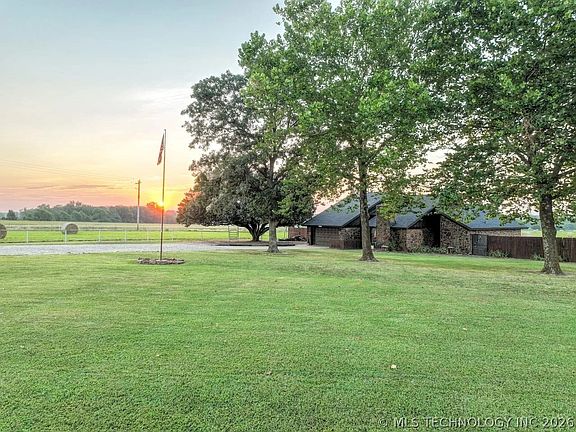 5th image of 108106 N 3750th Rd