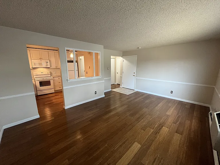 232 S Brentwood St #203 — Photo 3