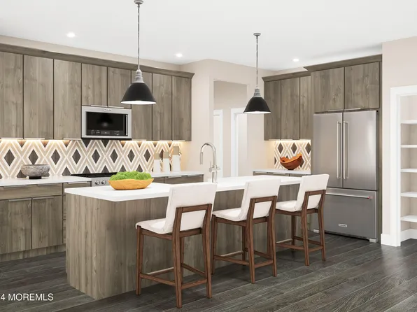 182 Mustang Drive, Manalapan, NJ 07726