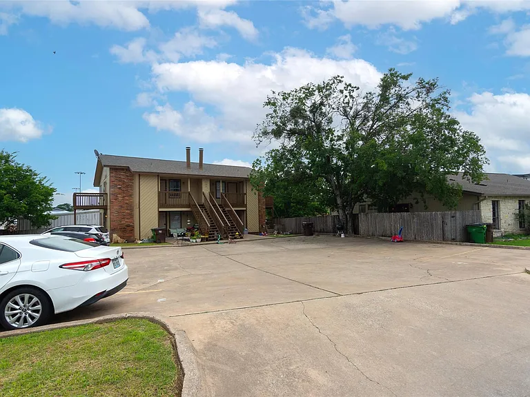 1603 Onion Creek Village Dr #C — Photo 14