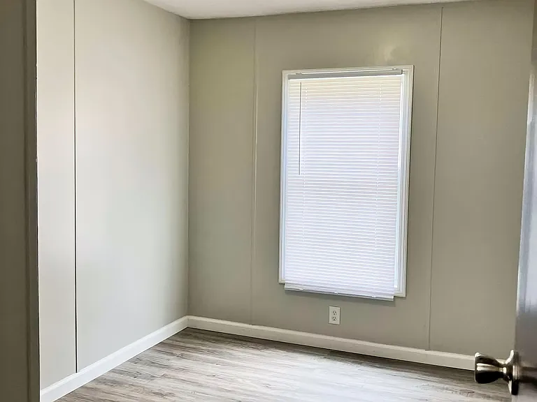 70 Deerwood Dr — Photo 8