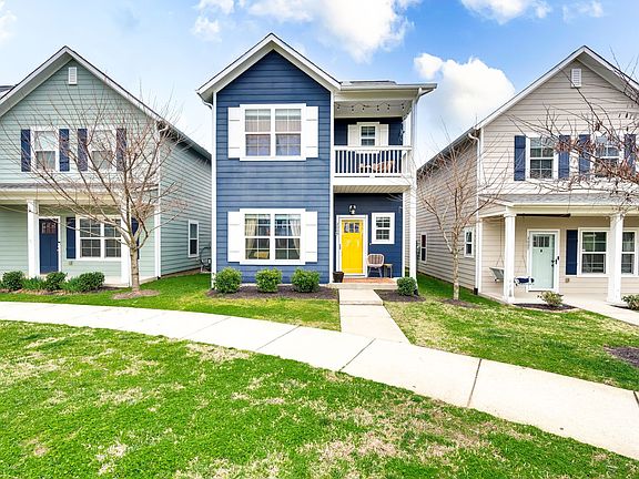 2nd image of 2009 Village Park Cir