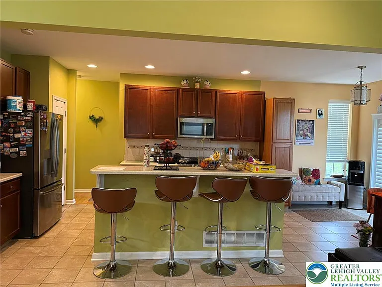 835 Holly Blue Way — Photo 10