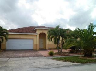 10290 SW 225th Ln, Miami, FL 33190