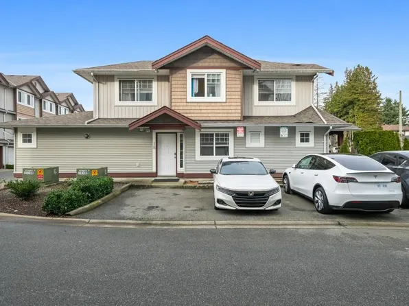 8255 120a St #18, Surrey, BC V3W 1T2