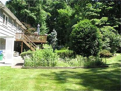 2nd image of 12 Glenmere Ct