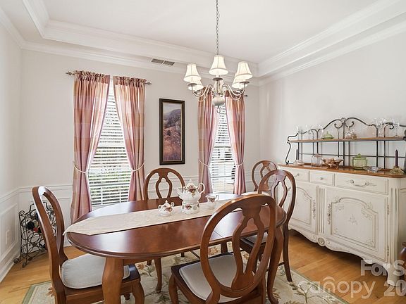 5th image of 6319 Highland Commons Rd