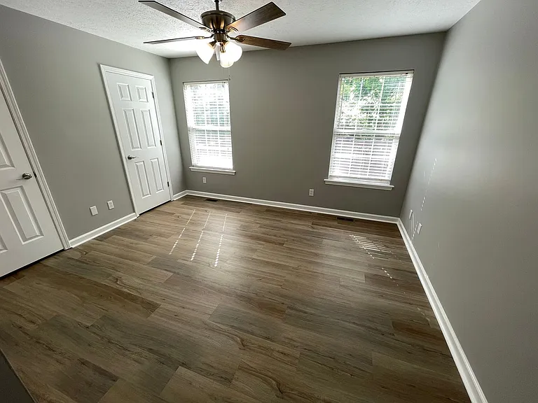 197 Woodfield Cir — Photo 10