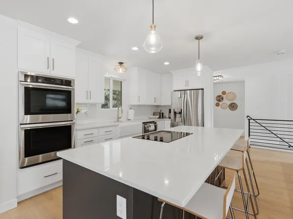 2508 E Robidoux Rd S, Sandy, UT 84093