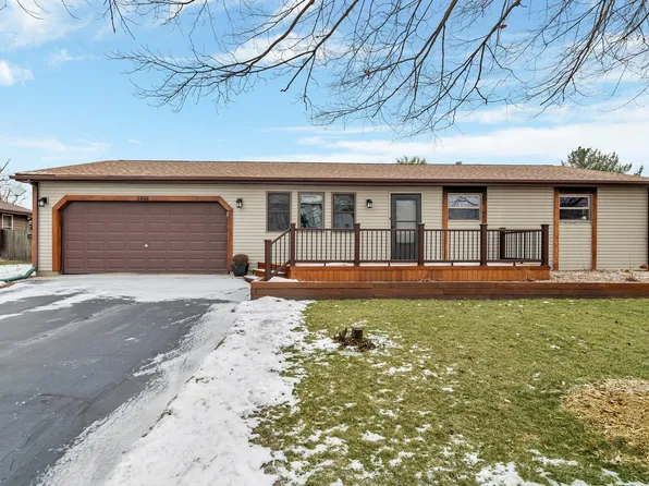 2812 Morcambe Bay Dr, New Lenox, IL 60451