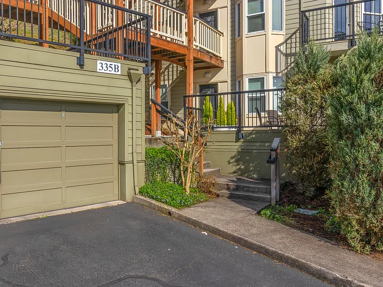 335 NW Uptown Ter #2B — Photo 12